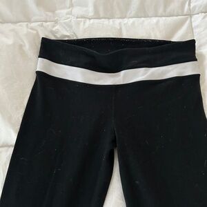 Lululemon Reversible Flare Pant - 8 Tall